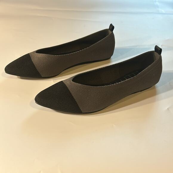 CLEARANCE NIB Journee Collection Veata Tru Flats Size 10 - Picture 3 of 9